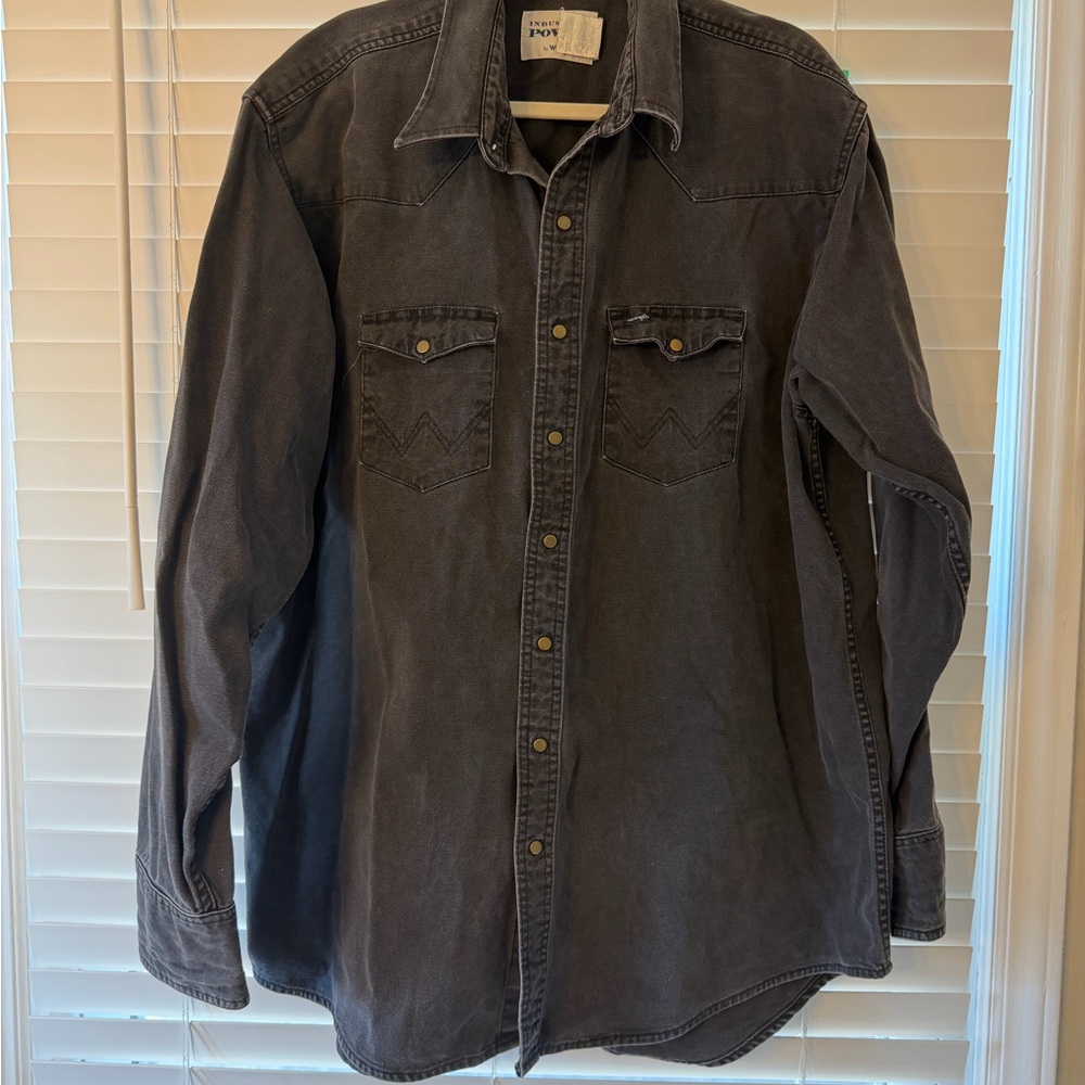 Wrangler Men's Dark Gray Casual Shirt